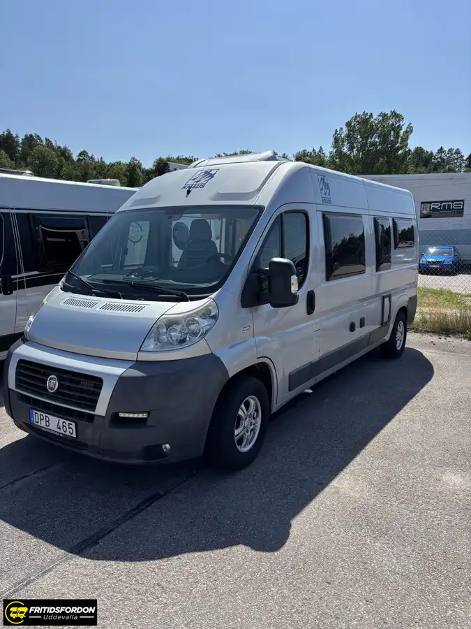 Knaus X 250 L — Plåtis