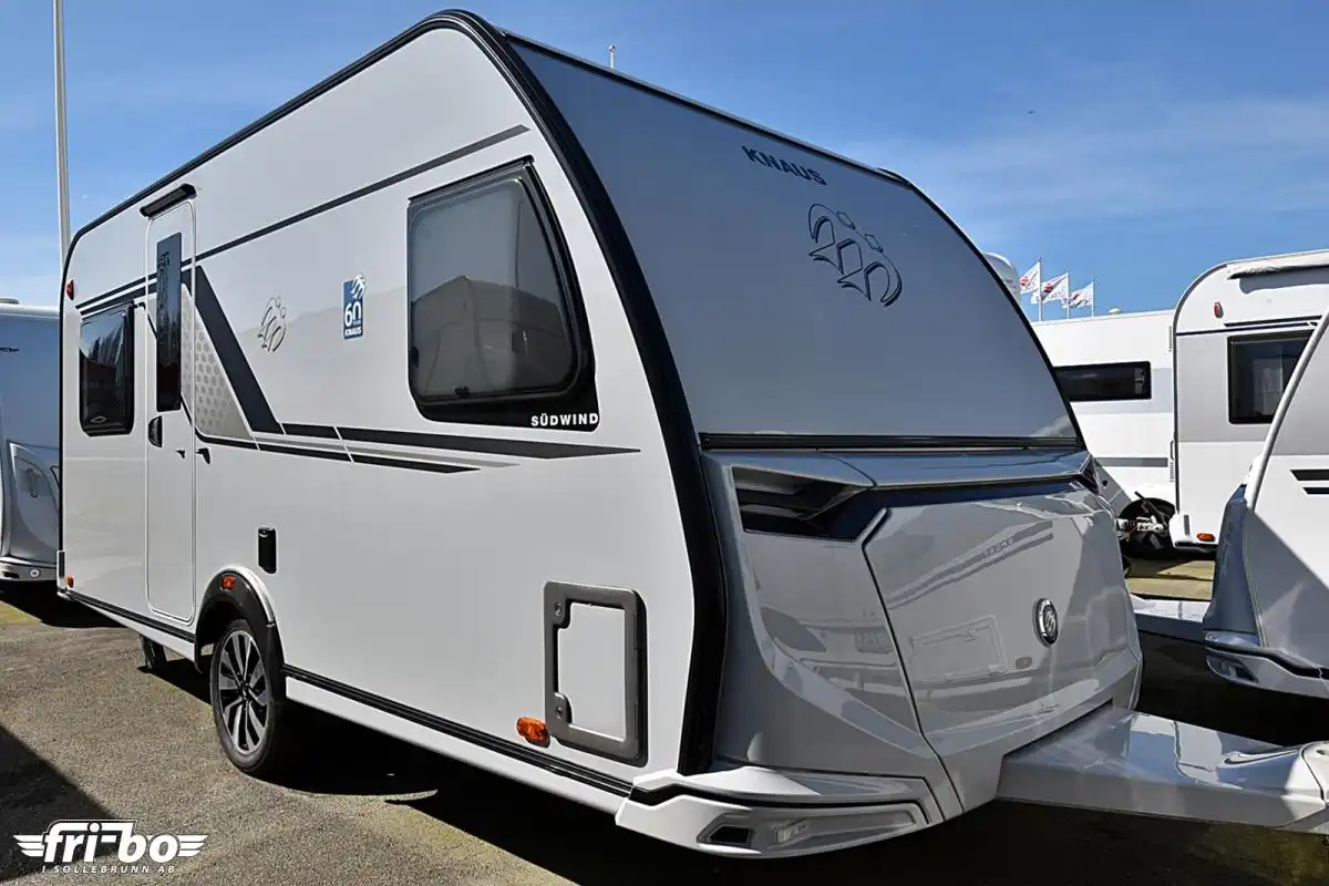 Knaus 450 FU Südwind 60 Years — Dubbelsäng