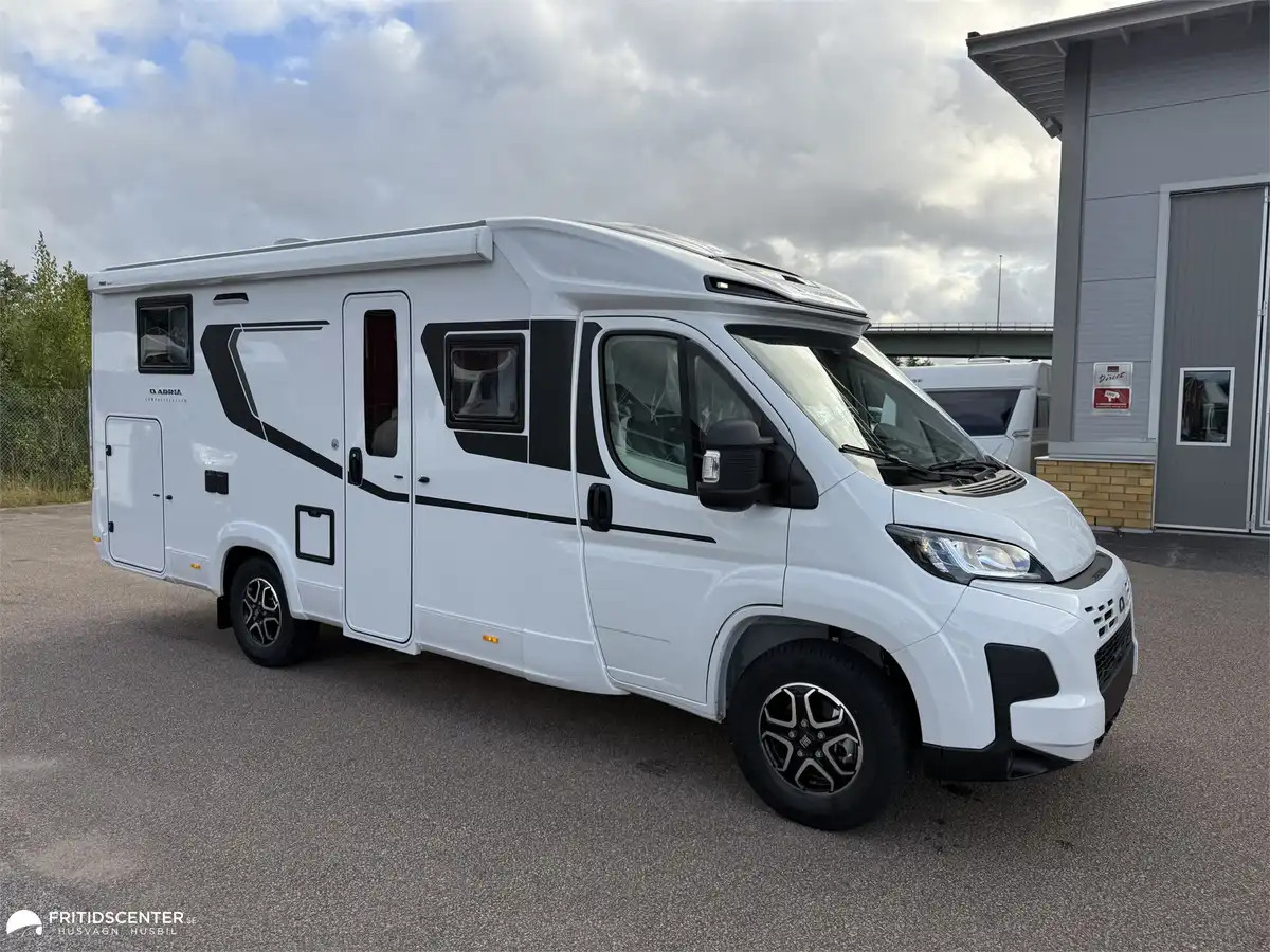 Adria COMPACT SELECT DL — Halvintegrerad