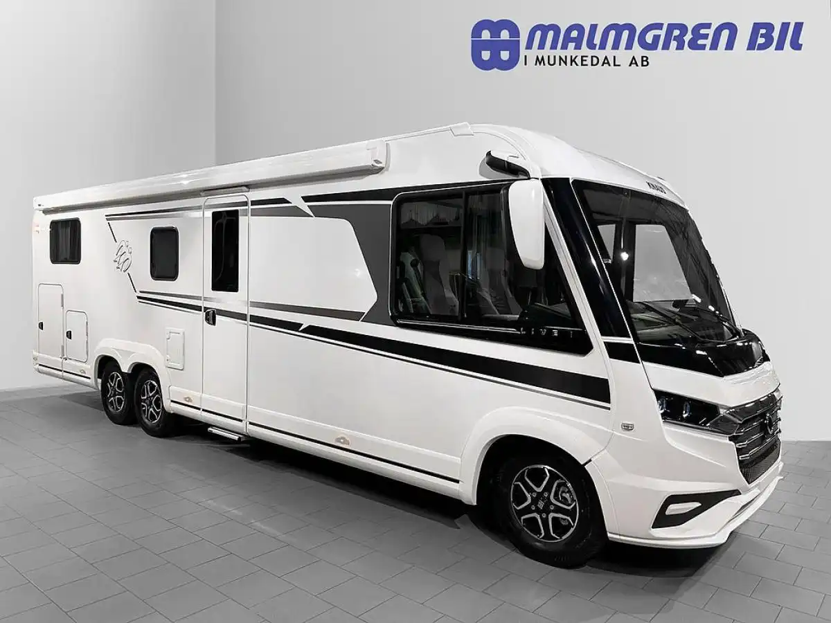 Knaus L!VE I 900 LEG — Helintegrerad
