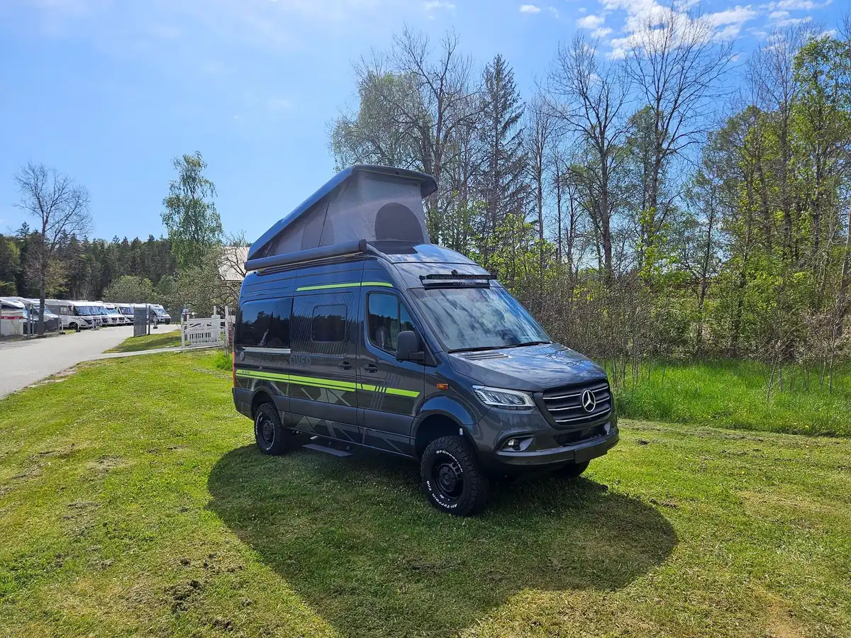 HYMER Grand Canyon S CrossOver Facelift — Plåtis