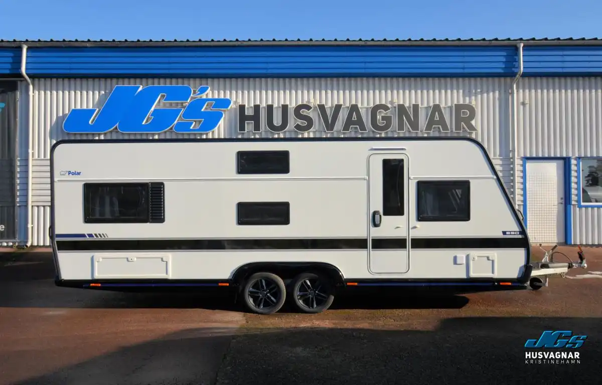 Polar Black Edition 650 FDC med dusch — Husvagn
