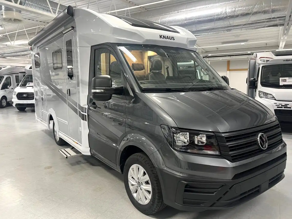 Knaus VAN TI PLUS PLATINUM SELECTION 650 MEG — Halvintegrerad