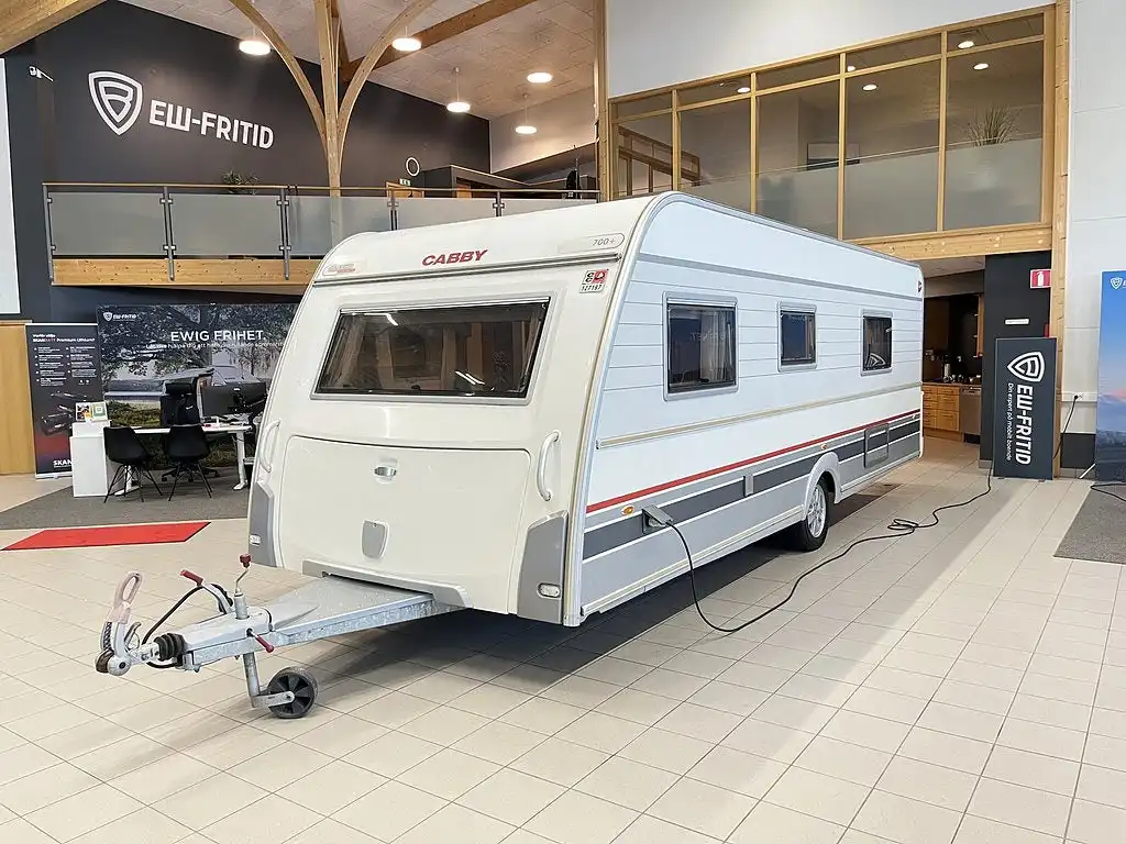 C6 CABBY 700+ — Husvagn