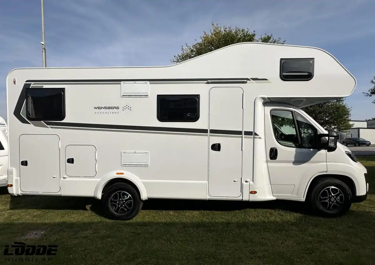 Weinsberg CaraHome 650 DG — Alkov