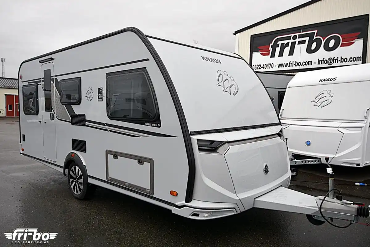 Knaus 460 EU Südwind Black Selection — Husvagn