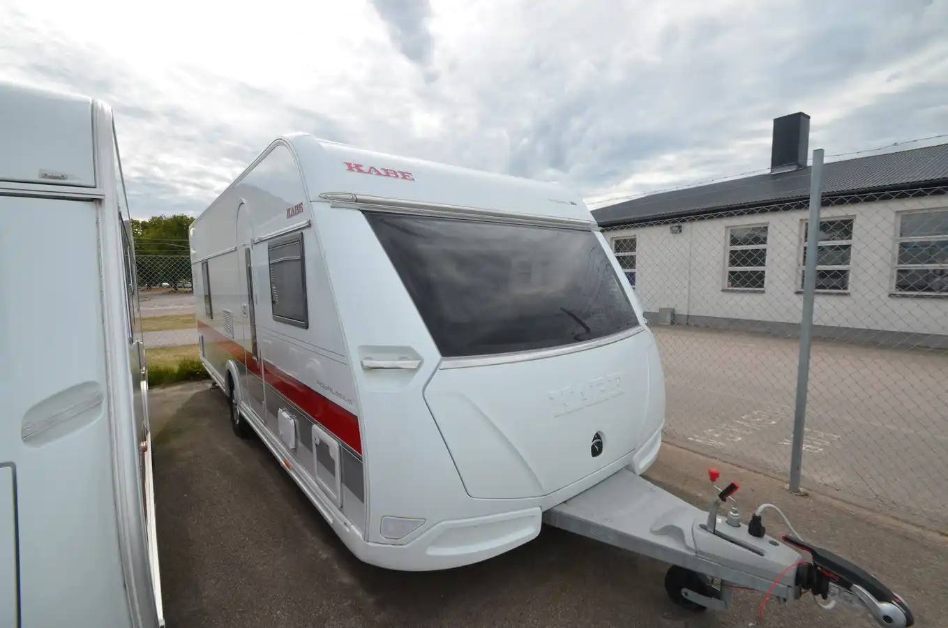 KABE ROYAL 600 XL KS — Husvagn