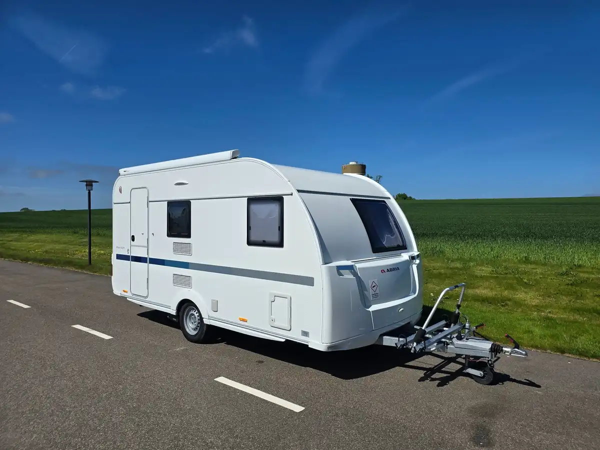 Adria Altea 432 — Husvagn