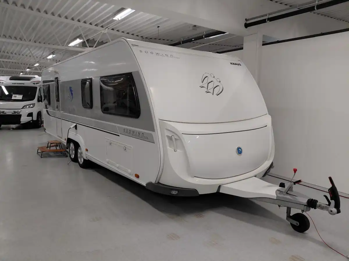 Knaus 700 SILVER SELECTION — Husvagn