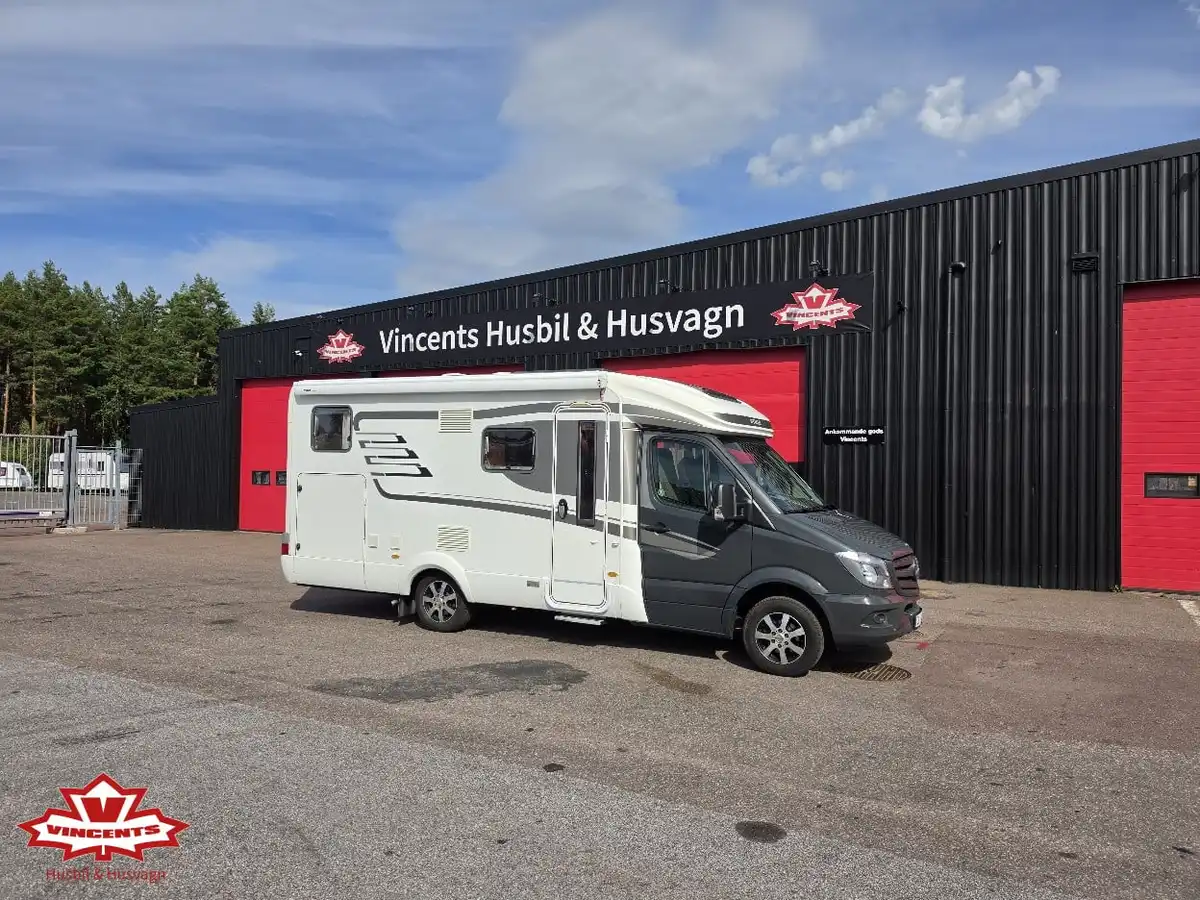 Hymer-MLT 580-(2014) — Halvintegrerad