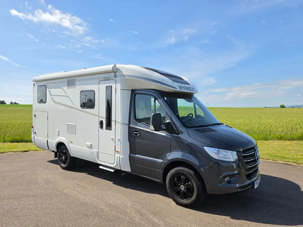 HYMER B-MC T 580 — Halvintegrerad