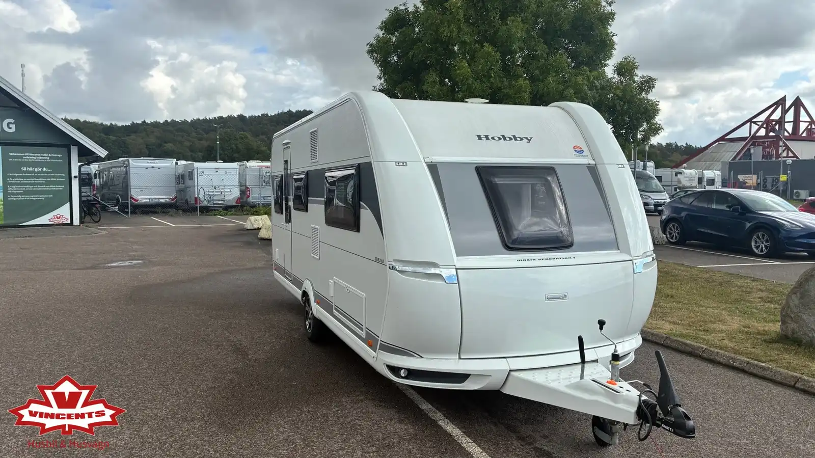 Hobby-495 UL MAXIA *Långbäddar *AC-(2022) — Husvagn