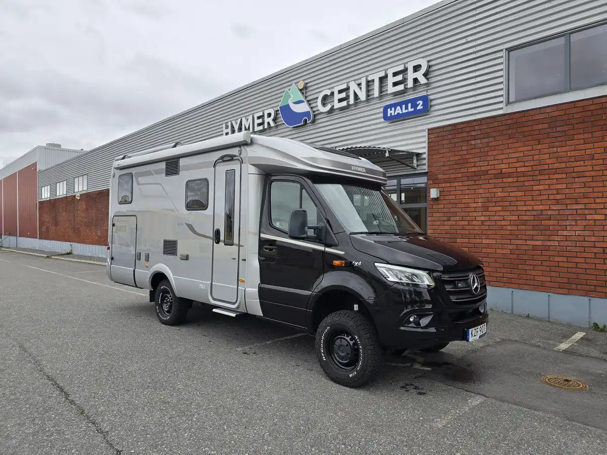 HYMER ML-T 580 4x4 — Halvintegrerad