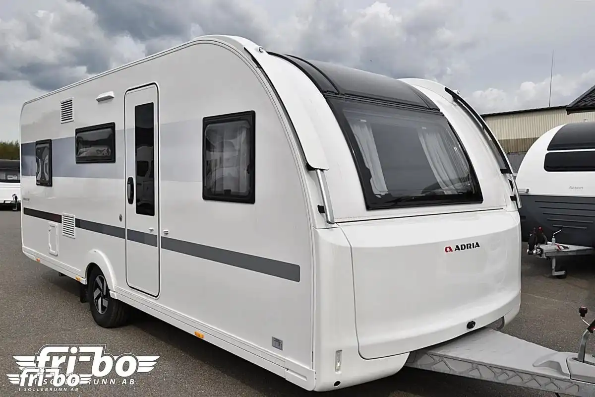 Adria 573 PT Adora — Husvagn