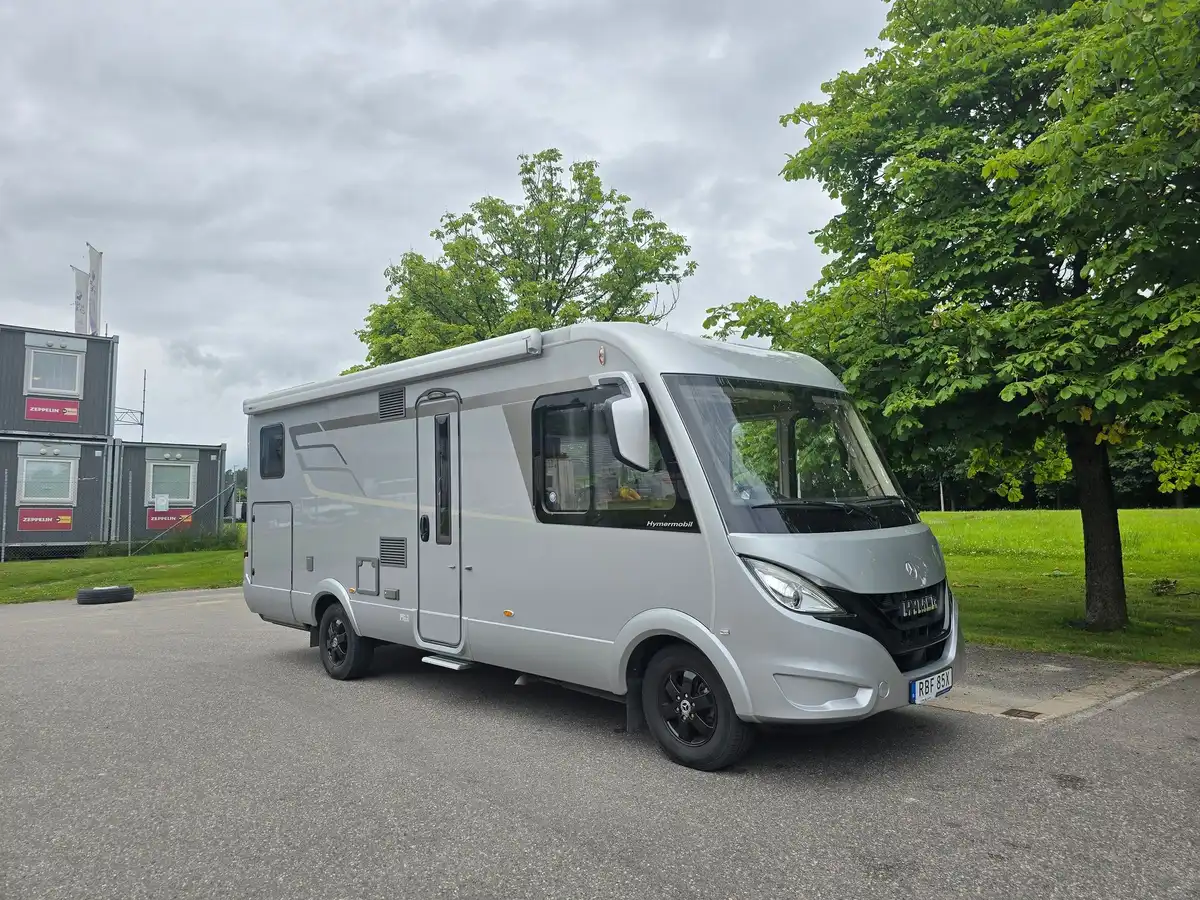 HYMER B-MC I 680 — Helintegrerad