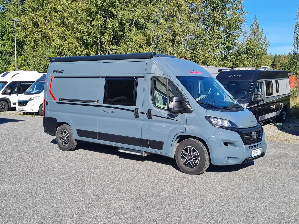 Dethleffs GlobeTrail 600 DR — Plåtis