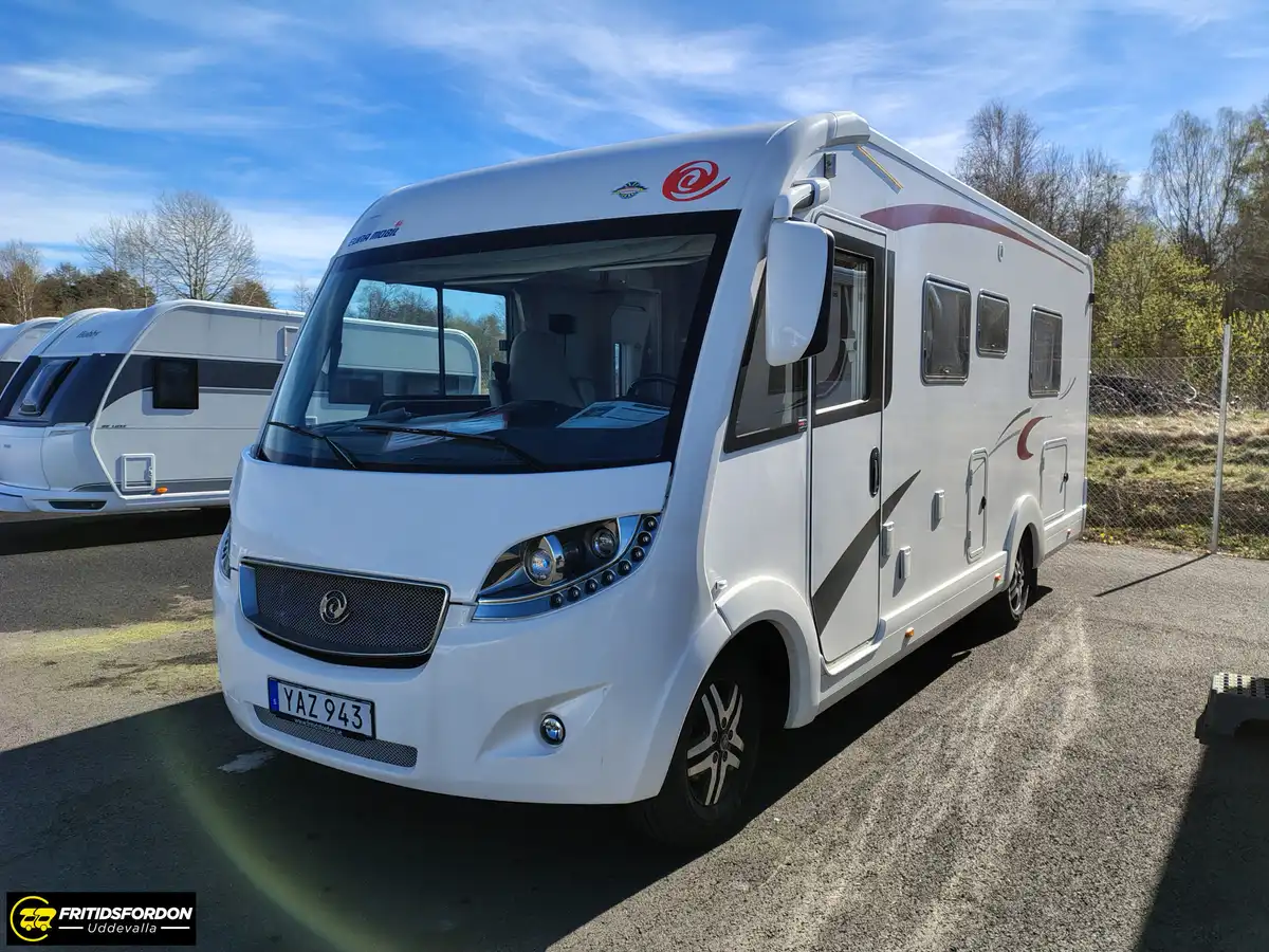 Eura Mobil I 730 EB — Helintegrerad