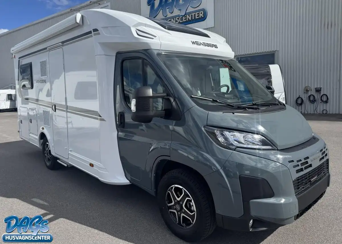 Weinsberg CaraSuite 650 MF — Halvintegrerad med taksäng