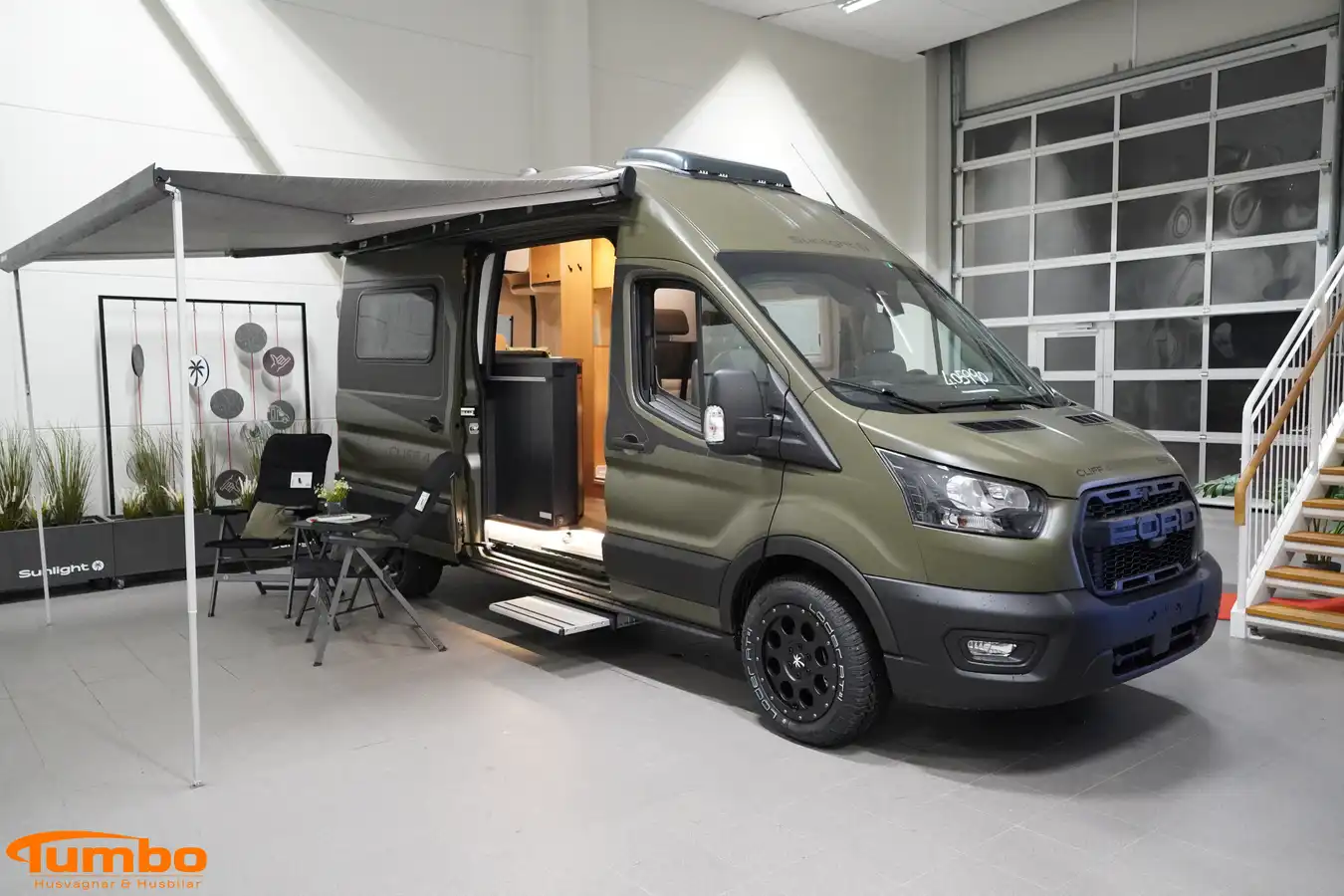 Sunlight - Cliff 590 Van, 4x4 Green Trek IBEX 603D dragkrok — Plåtis