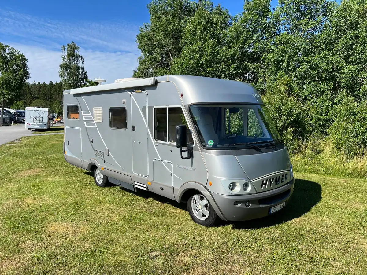 HYMER B 644 — Helintegrerad