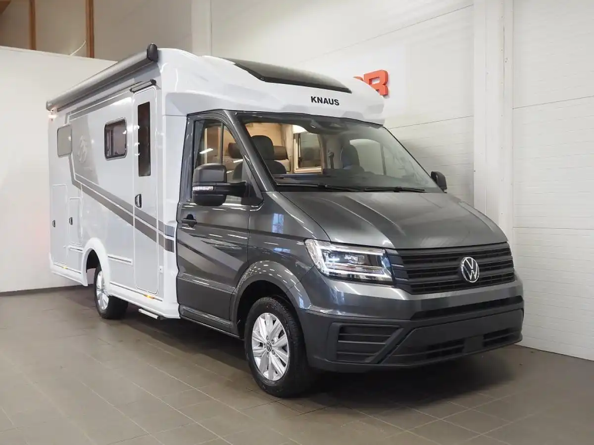 Knaus Van Ti Plus 650 MEG — Halvintegrerad
