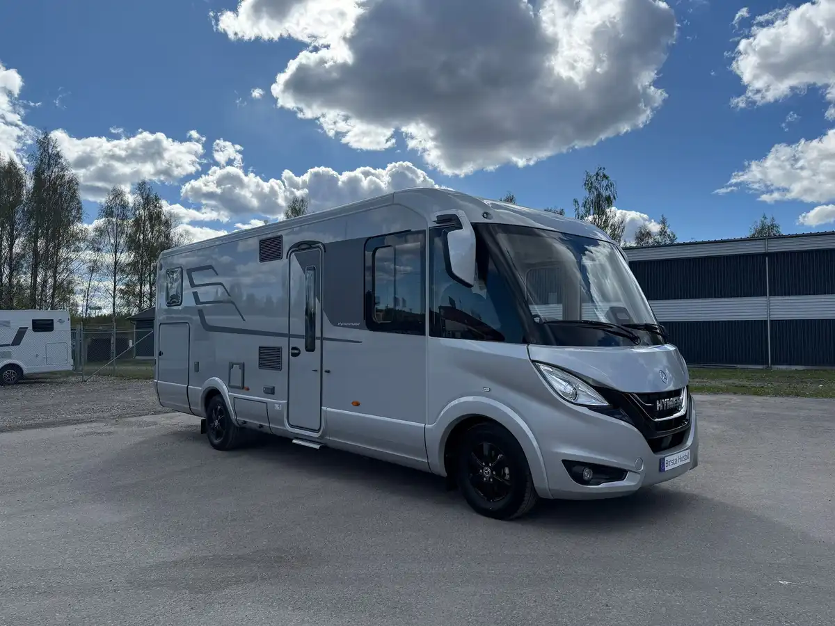 HYMER Masterline I 780 — Helintegrerad