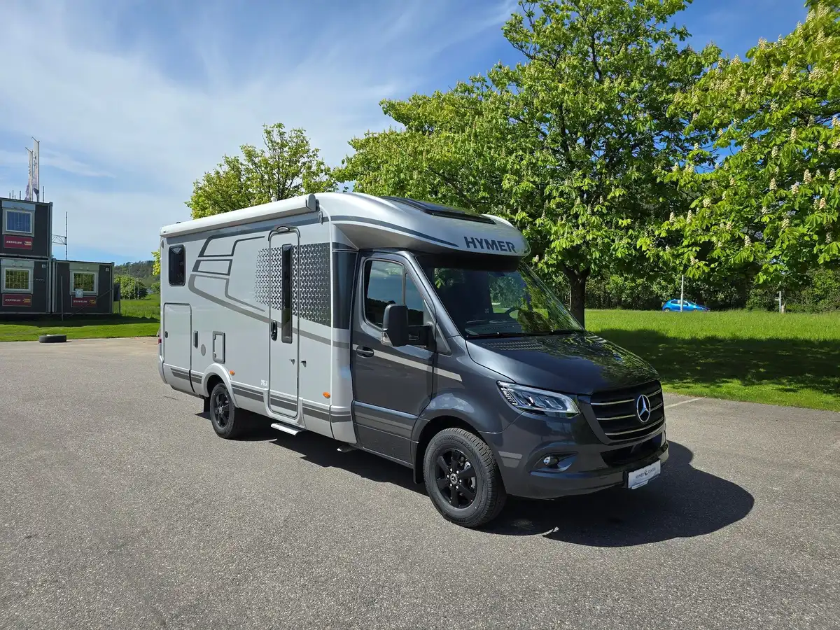 HYMER B-MC T 600 Facelift — Halvintegrerad