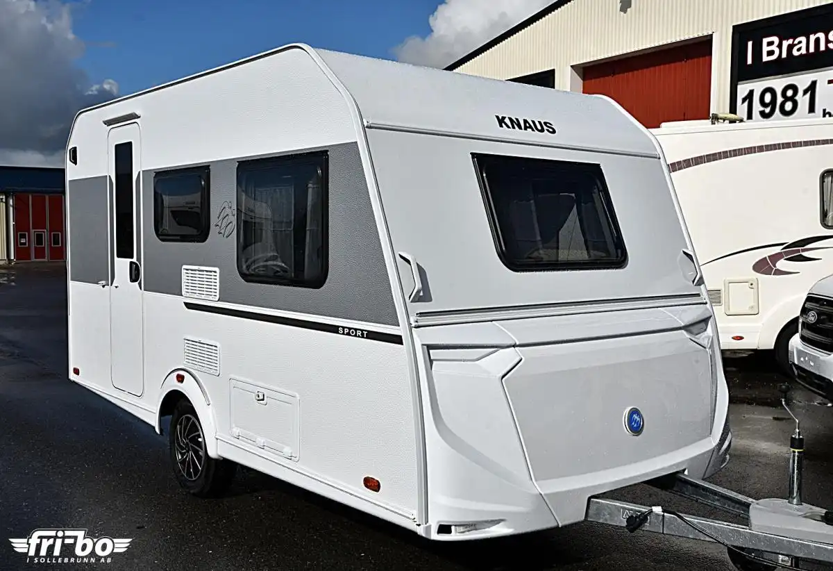 Knaus 400 LK Sport — Våningssäng
