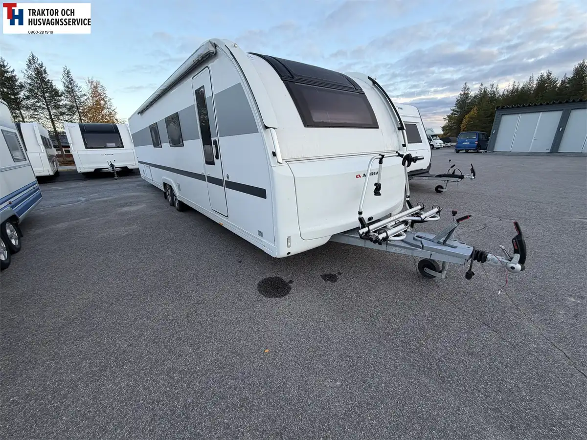 Adria ALPINA 903 HT med — Husvagn