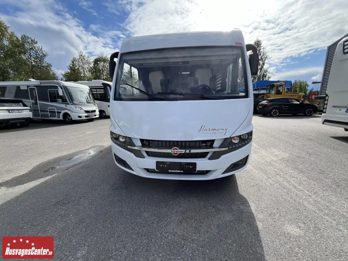 Bürstner Lyseo I 736 Harmony Line — Helintegrerad