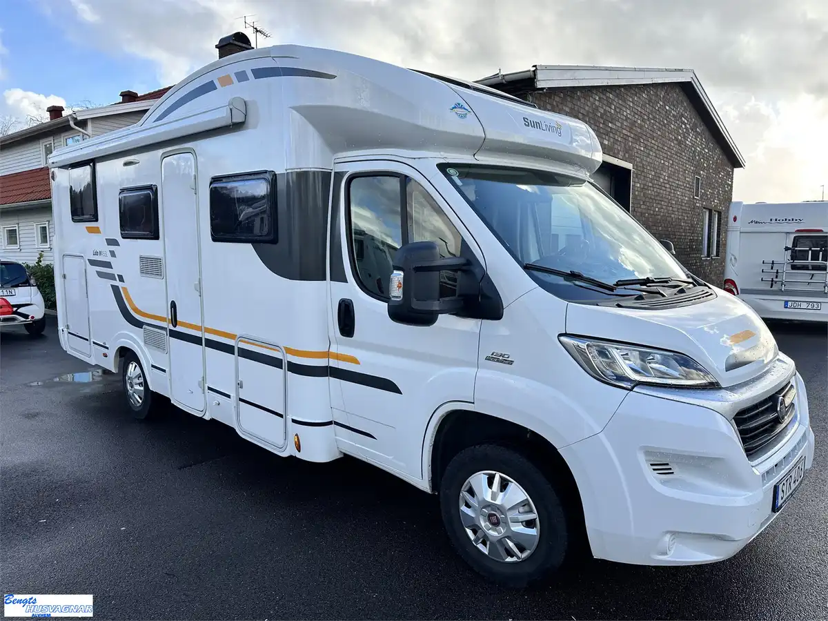 Sun Living LIDO M 45 SL — Halvintegrerad