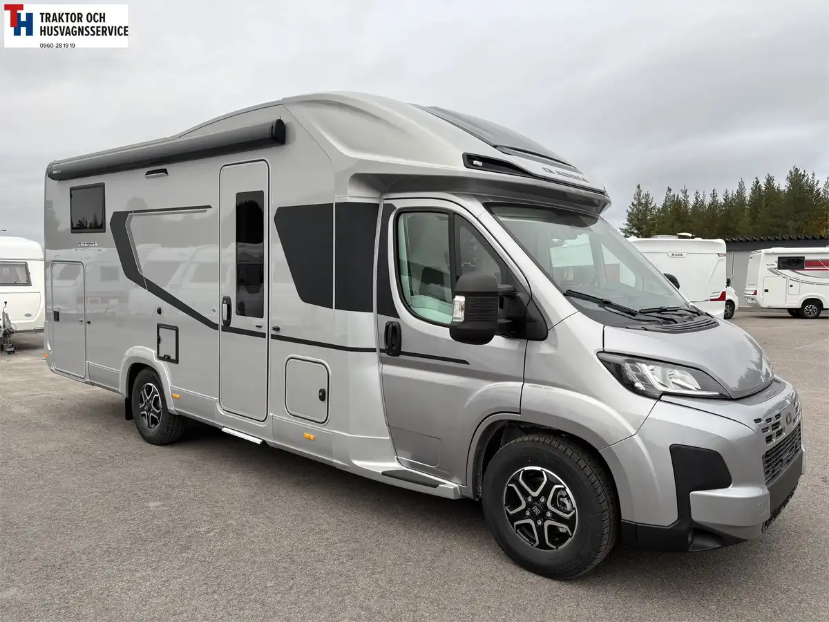 Adria MATRIX SUPREME 670 SL 140HP HD 43H — Halvintegrerad