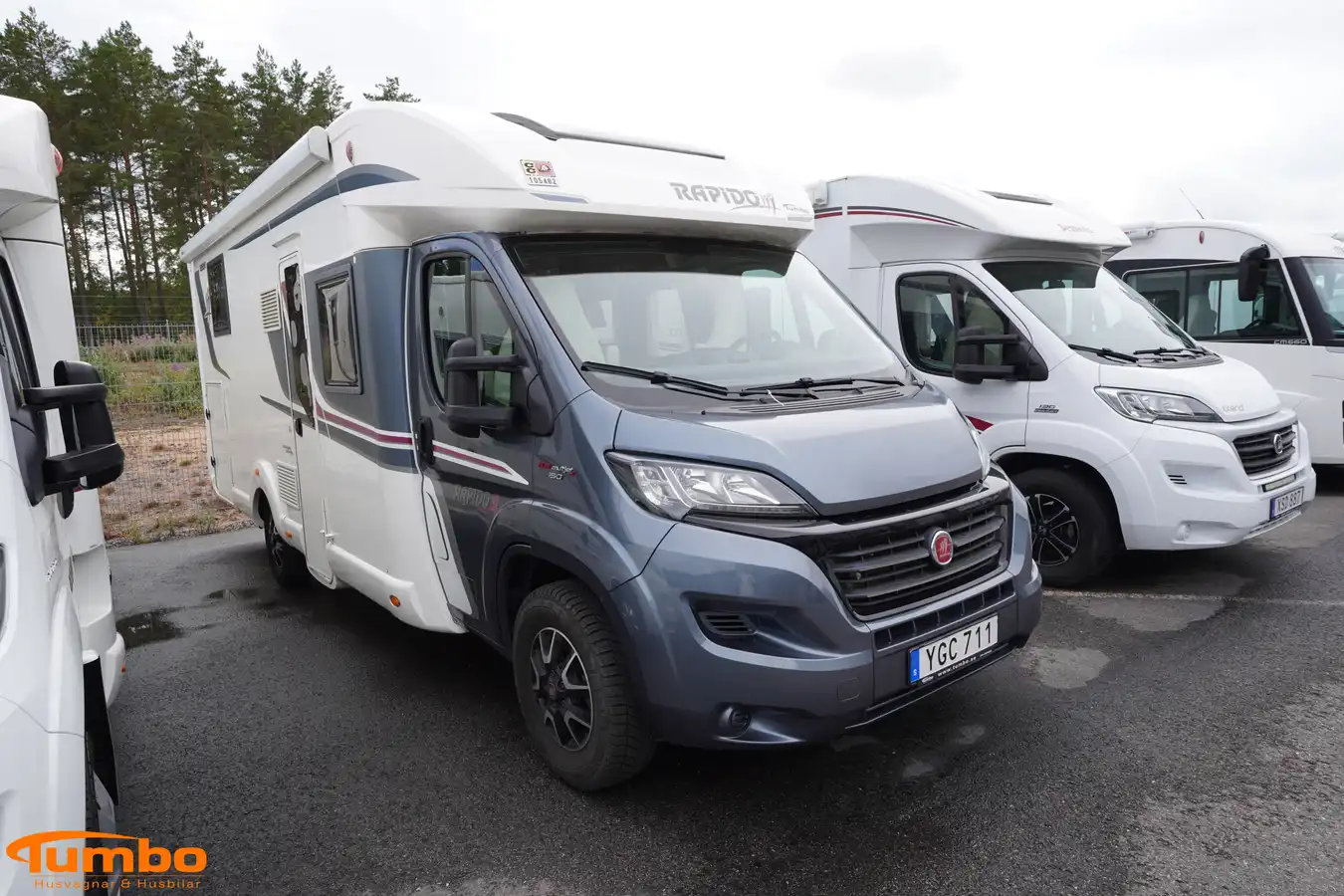 Rapido - 696FF 55Y Automat 150hk — Halvintegrerad